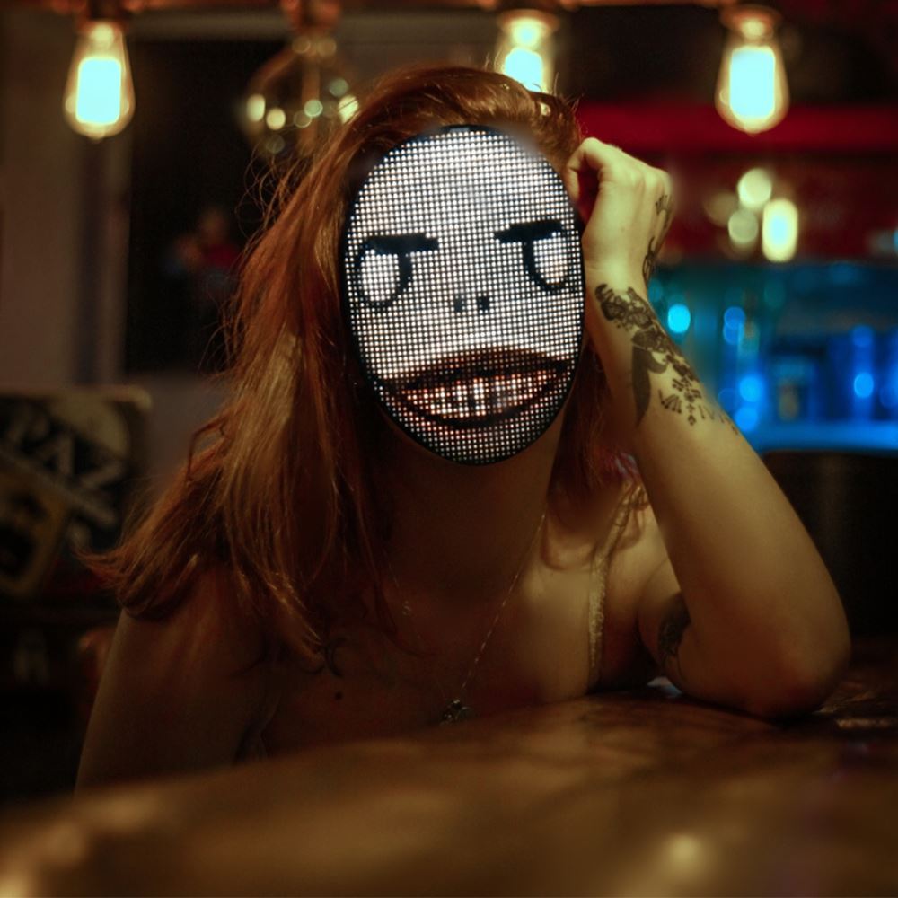 GlowMask™ – App-Control Face Changing Mask